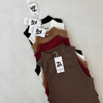 تاپ یقه ایستاده