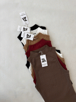 تاپ یقه ایستاده