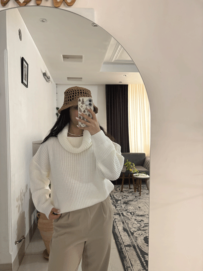 بافت یقه شل سفید